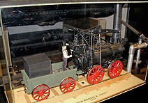 012.jpg (126609 bytes)