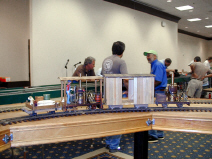 77200192.jpg (124142 bytes)