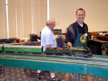 77200214.jpg (125621 bytes)