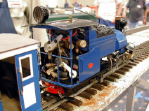 A032.jpg (123443 bytes)
